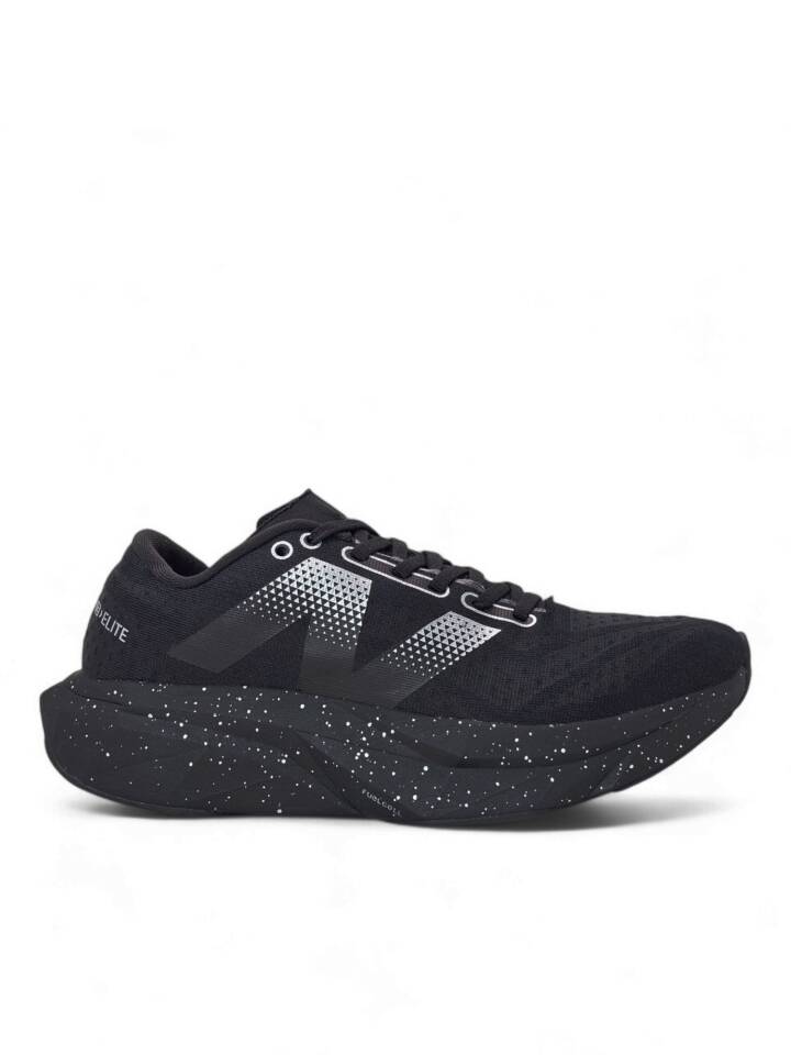 New Balance FuelCell Rebel v4  / Black
