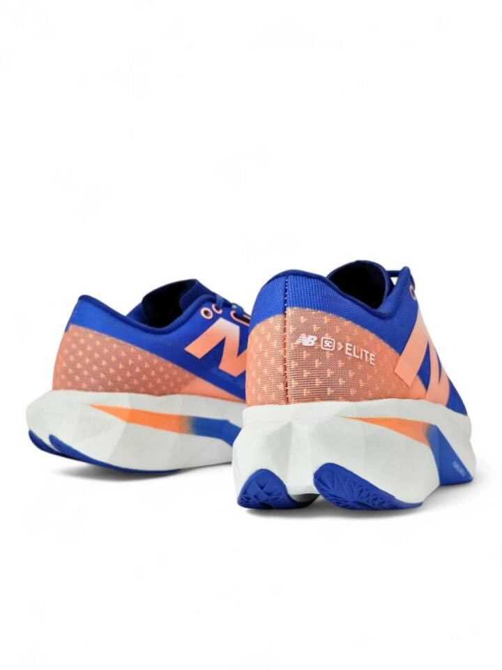 New Balance FuelCell Rebel v4  / Blue - Image 6