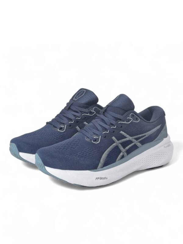 Asics Gel Kayano 30 - Image 3